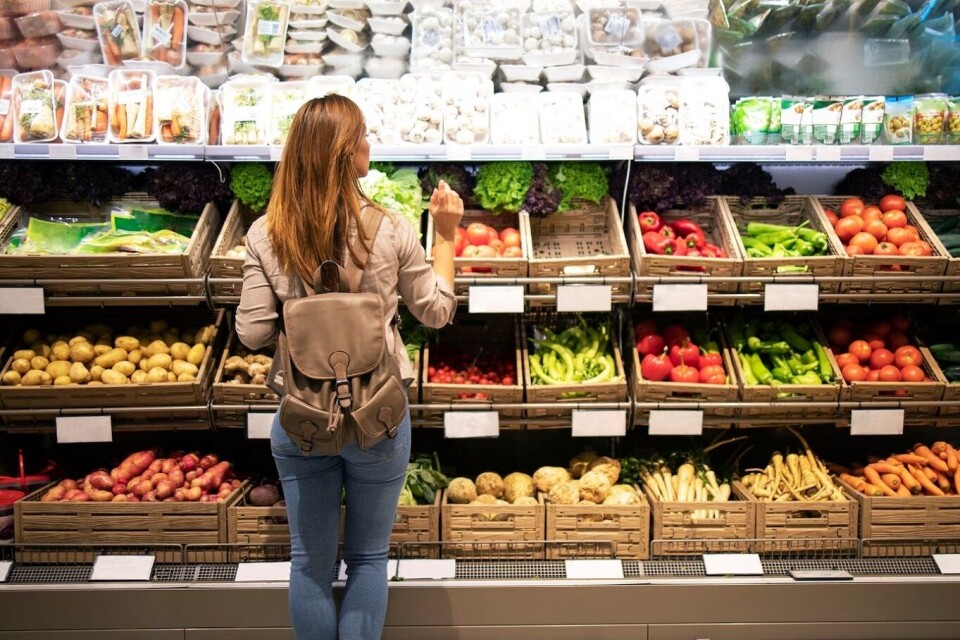 Matprisene tar knekken på meg! Her er 4 tips for å spare penger på mat